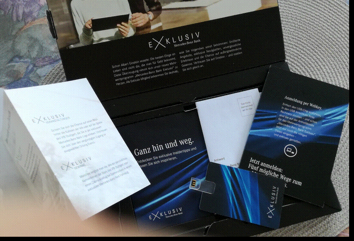 Aufwendige Werbeaktion der Mercedes Bank (Daimler Group)                                              FOTO: CHARLY HAFNER